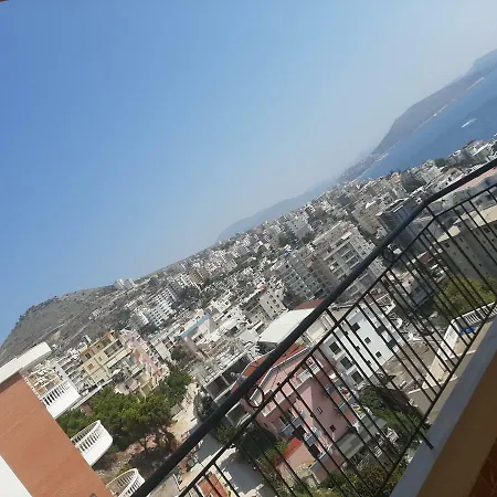 Ola Sea View 公寓 *